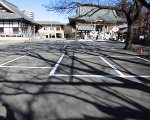 寺院・神社の駐車場・駐輪場の区画線ライン工事